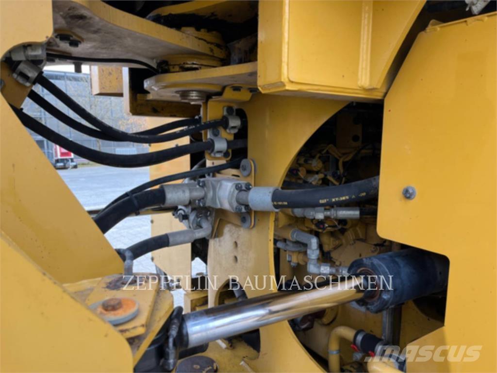 CAT 966MXE Iekrāvēji uz riteņiem