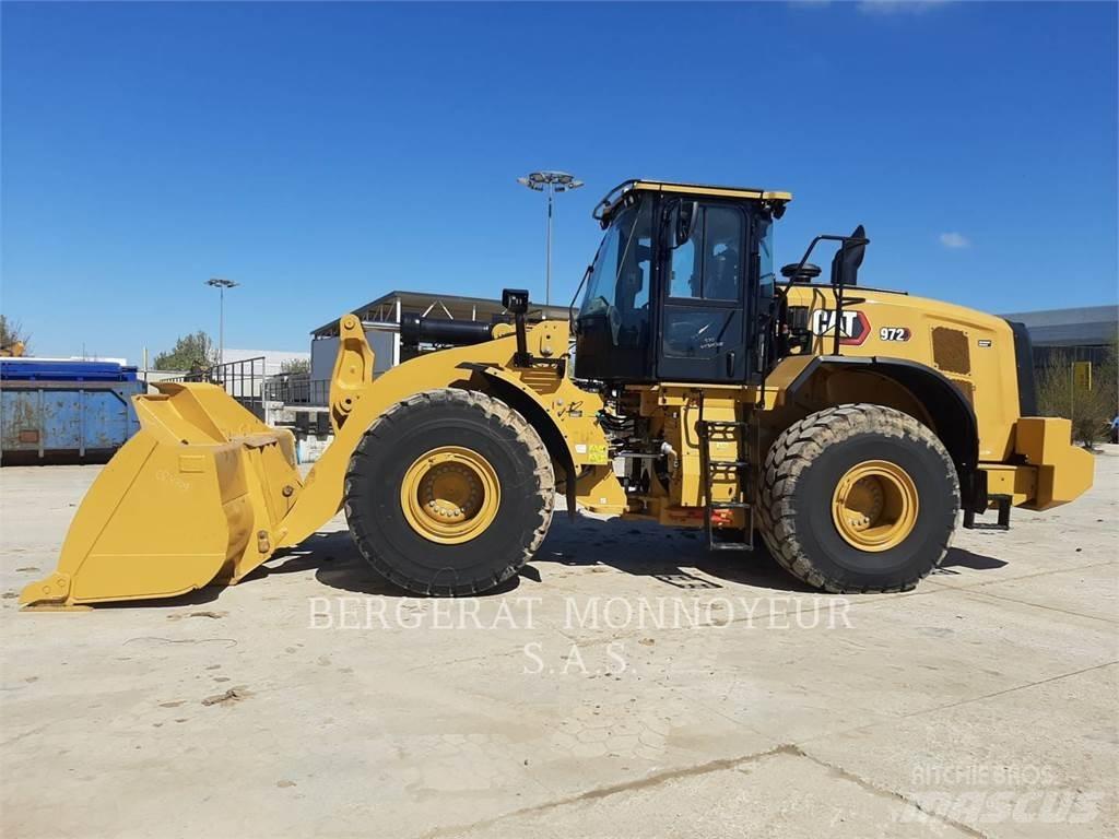 CAT 972 Iekrāvēji uz riteņiem