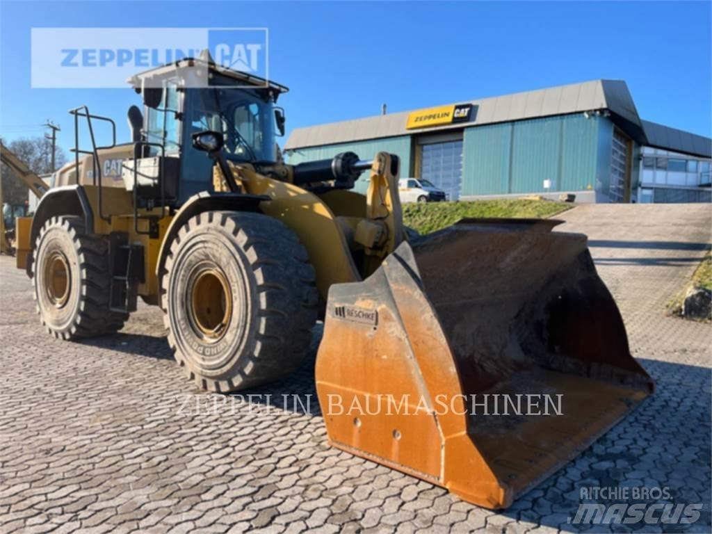 CAT 972 Iekrāvēji uz riteņiem