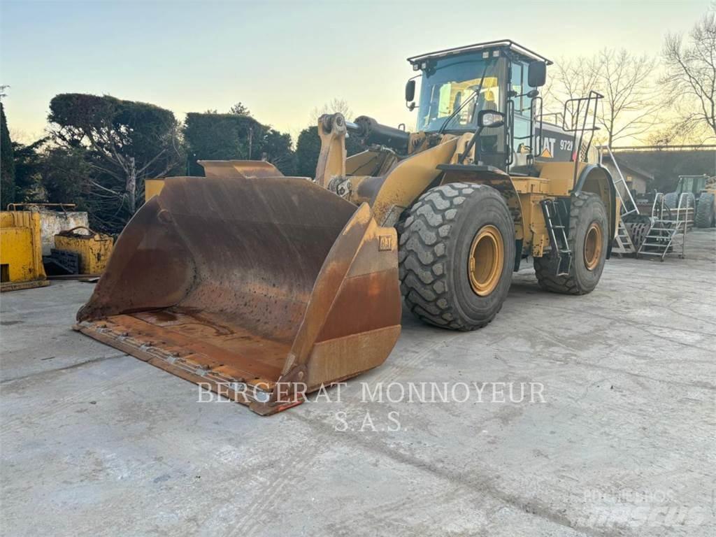 CAT 972K Iekrāvēji uz riteņiem