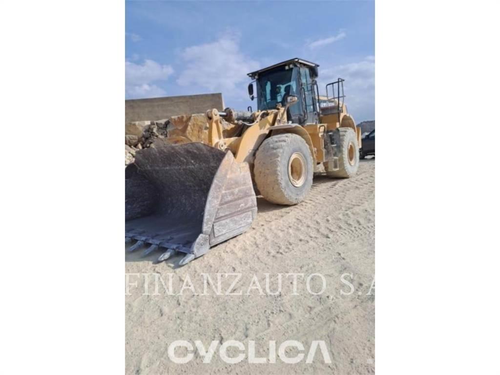 CAT 972K Iekrāvēji uz riteņiem