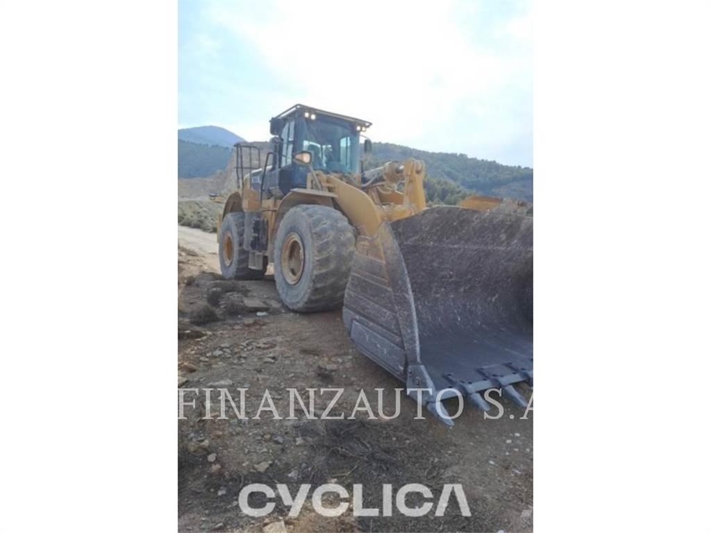 CAT 972K Iekrāvēji uz riteņiem