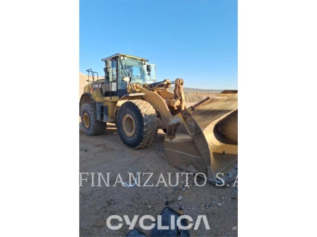 CAT 972K Iekrāvēji uz riteņiem