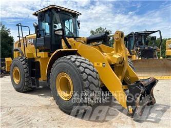 CAT 972M Iekrāvēji uz riteņiem