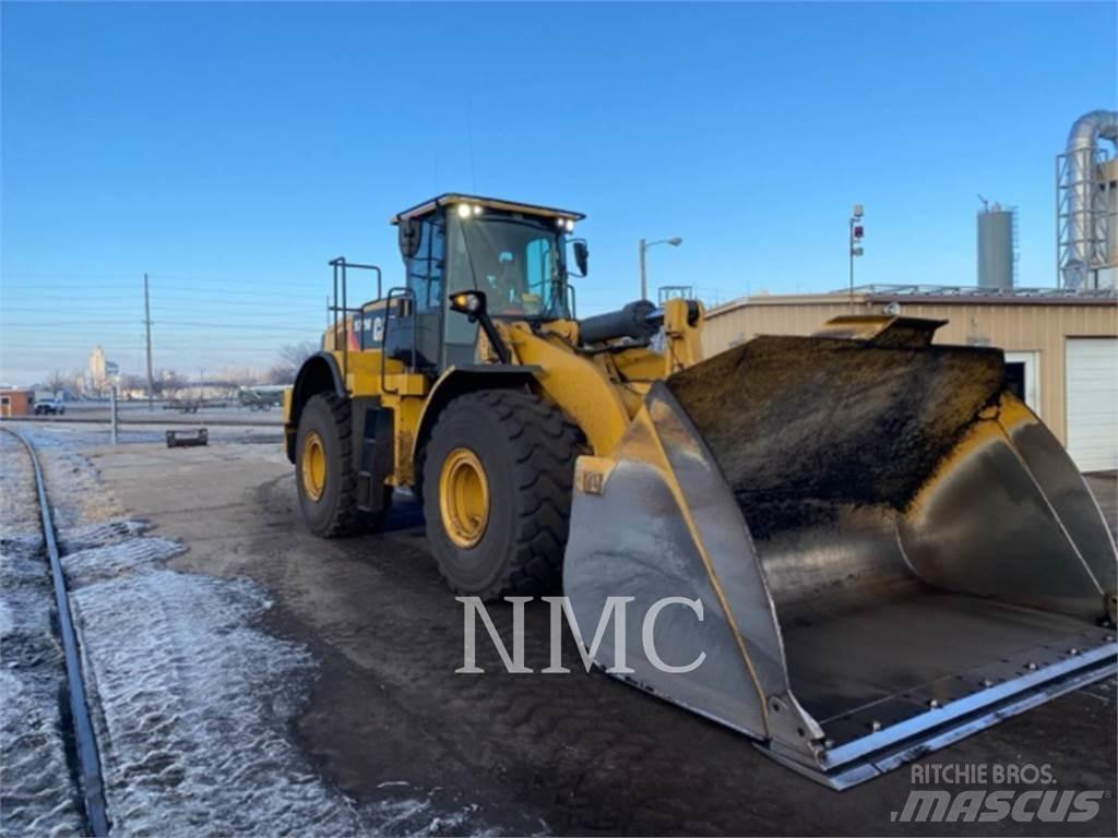 CAT 972M Iekrāvēji uz riteņiem
