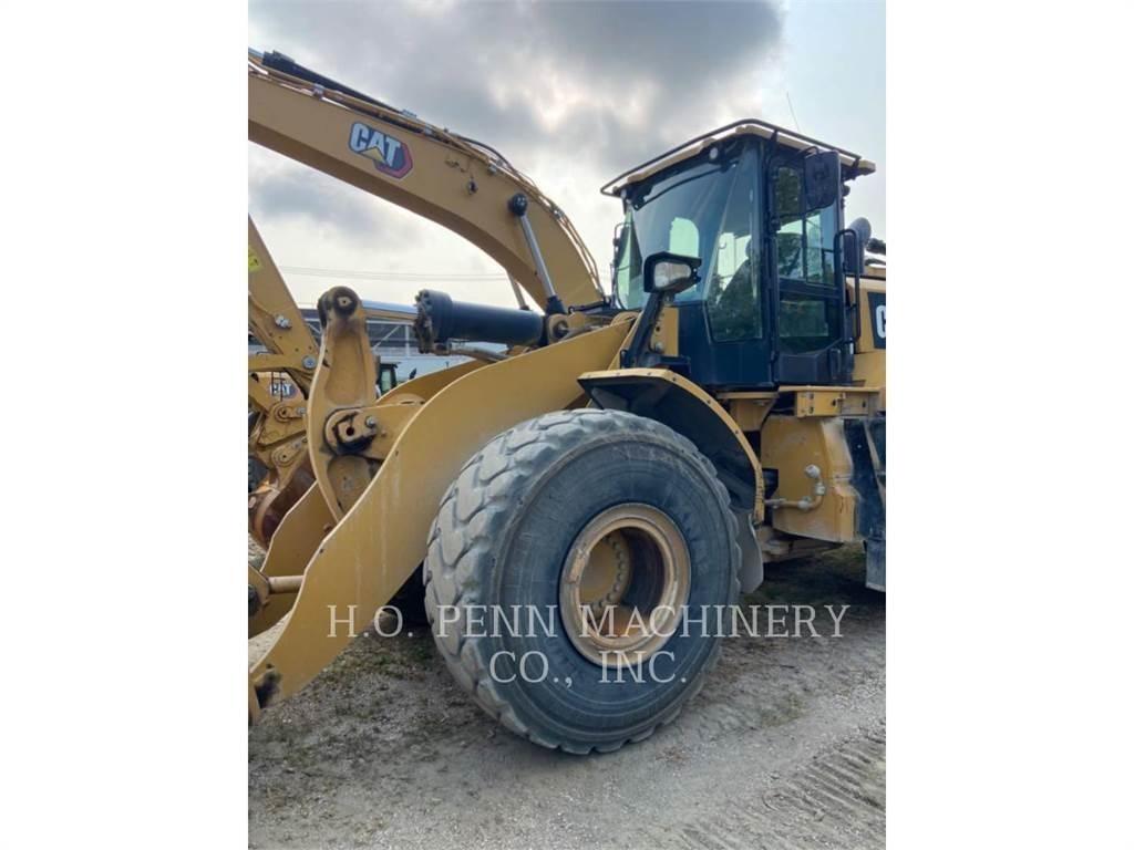 CAT 972M Iekrāvēji uz riteņiem