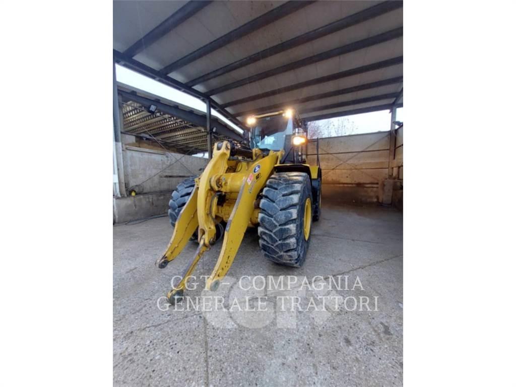 CAT 972M Iekrāvēji uz riteņiem