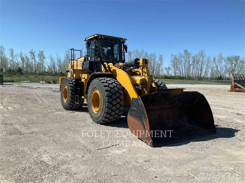 CAT 972M Iekrāvēji uz riteņiem