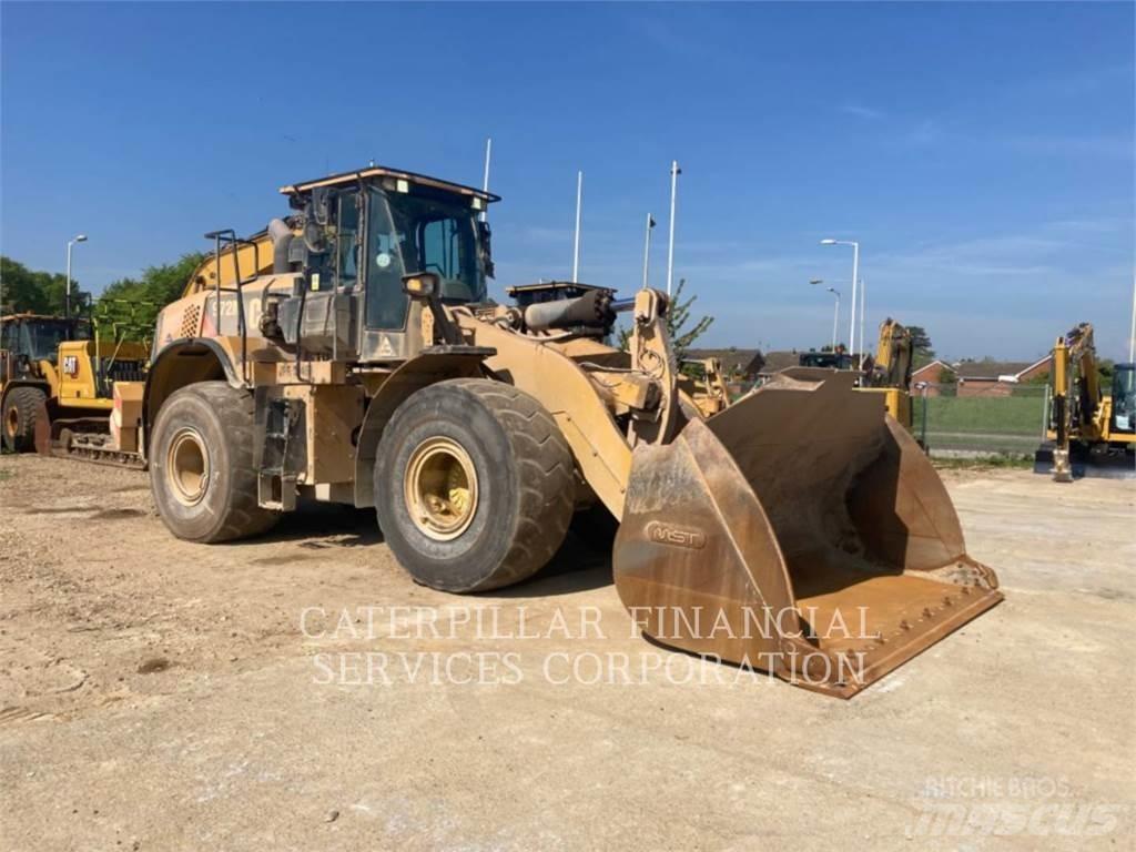 CAT 972M Iekrāvēji uz riteņiem