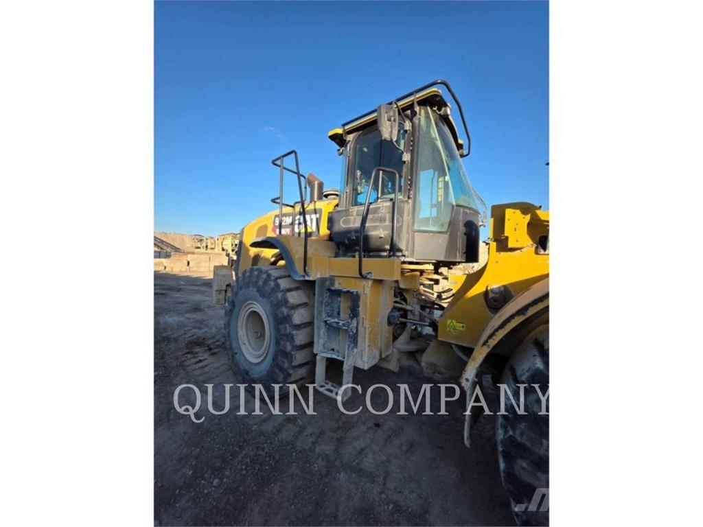 CAT 972M Iekrāvēji uz riteņiem