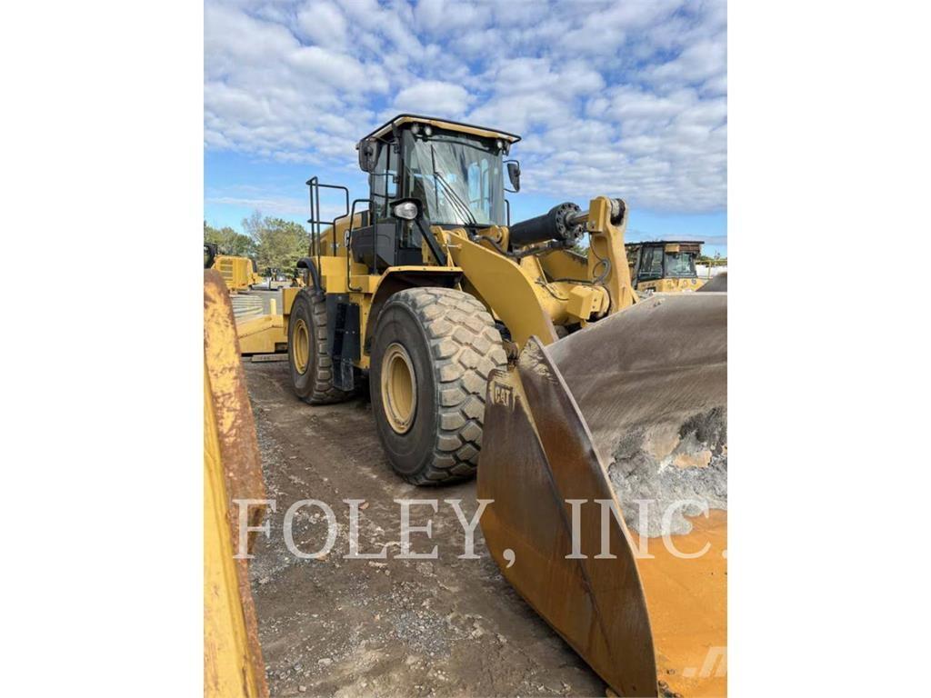 CAT 972M Iekrāvēji uz riteņiem