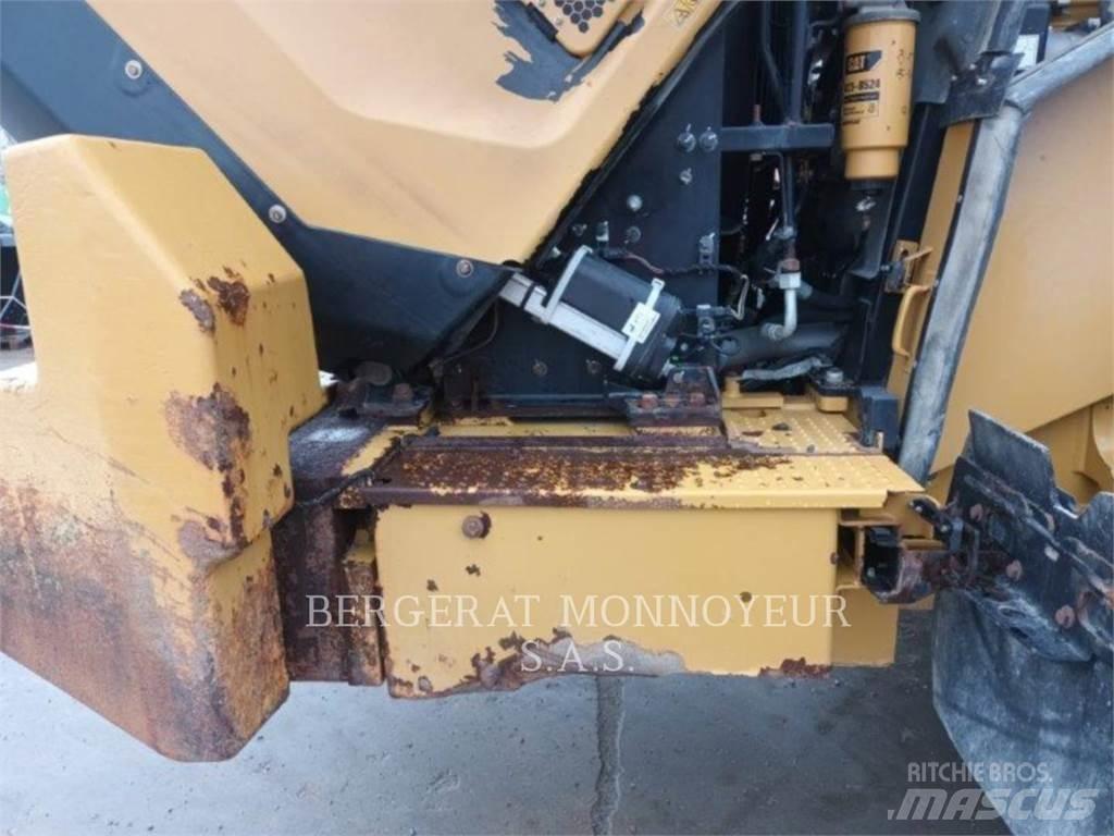 CAT 972M XE Iekrāvēji uz riteņiem