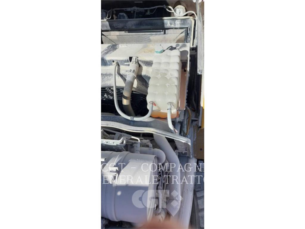 CAT 972M XE Iekrāvēji uz riteņiem