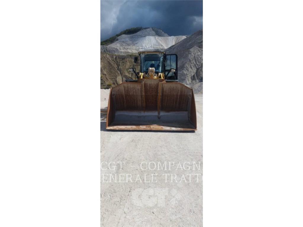 CAT 972M XE Iekrāvēji uz riteņiem