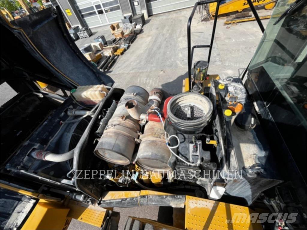 CAT 972MXE Iekrāvēji uz riteņiem