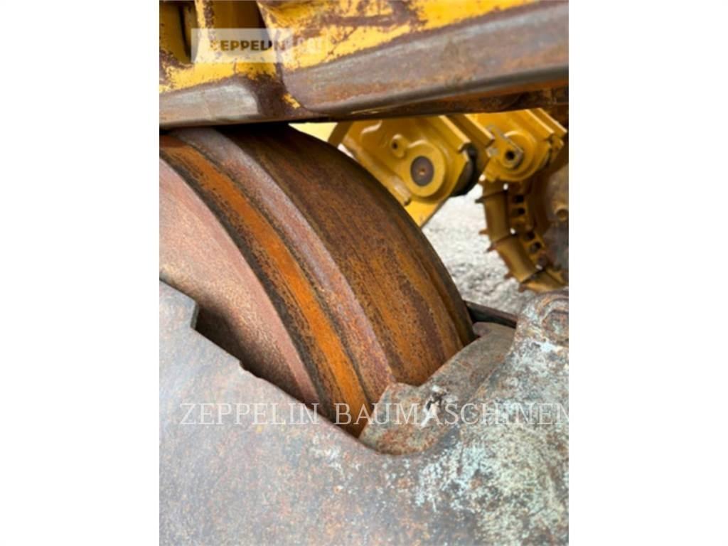 CAT 973C Kāpurķēžu iekrāvēji