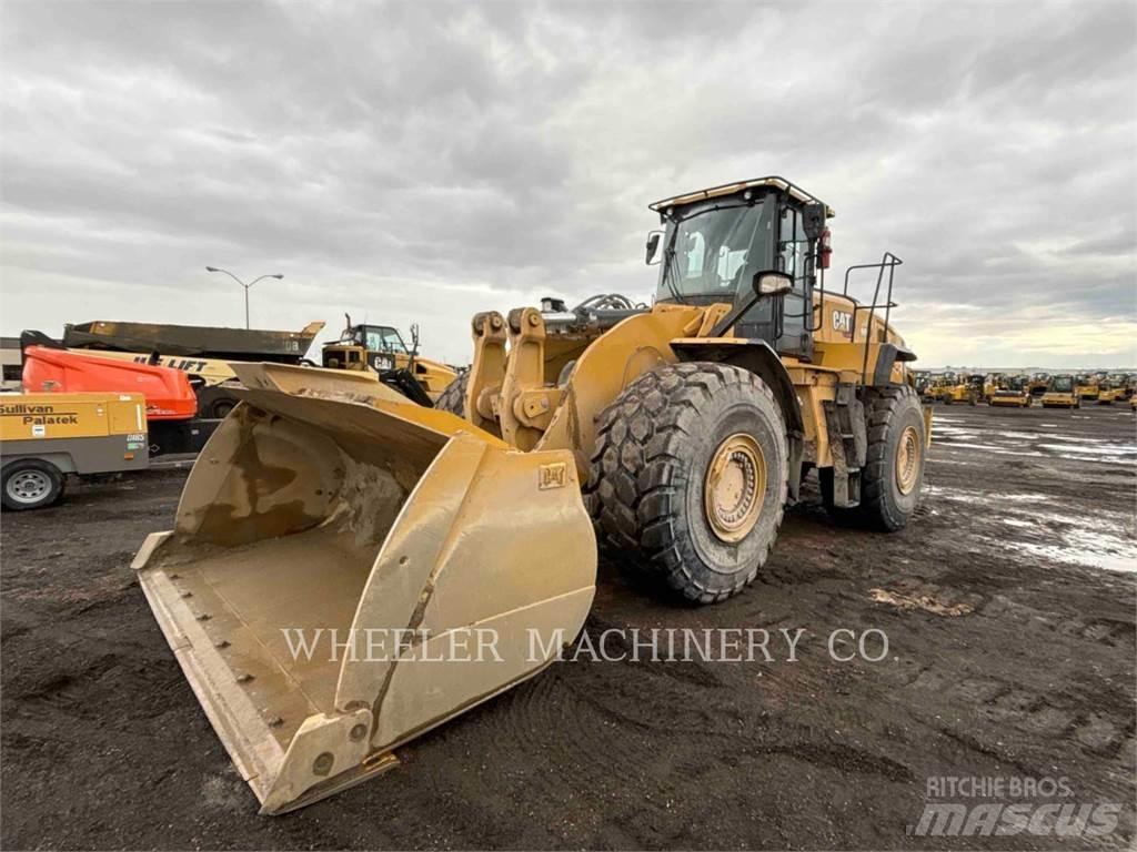 CAT 980 Iekrāvēji uz riteņiem