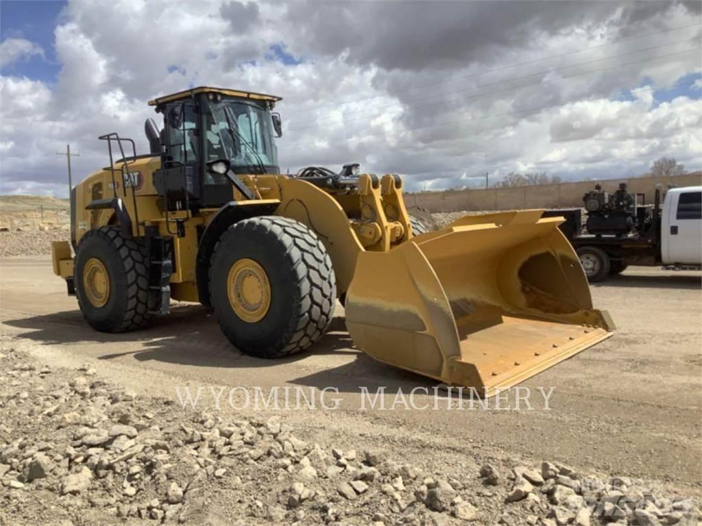 CAT 980 Iekrāvēji uz riteņiem