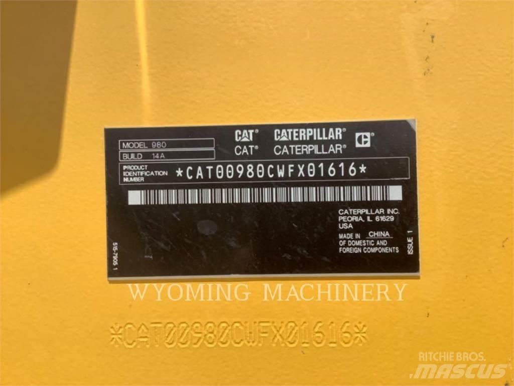 CAT 980 Iekrāvēji uz riteņiem