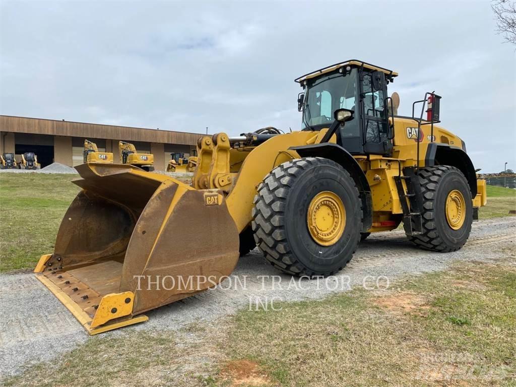 CAT 980 Iekrāvēji uz riteņiem