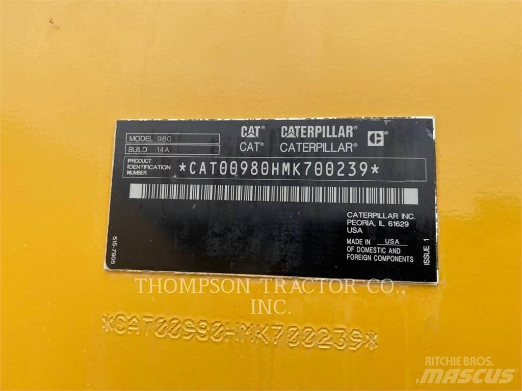 CAT 980 Iekrāvēji uz riteņiem