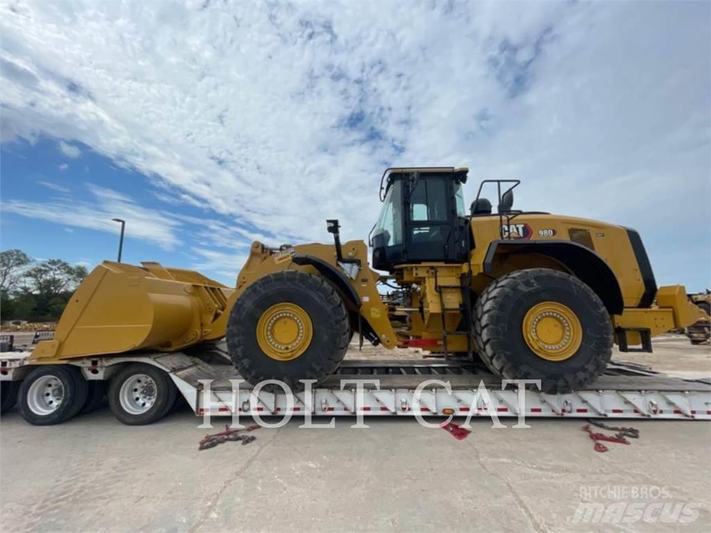 CAT 980 Iekrāvēji uz riteņiem