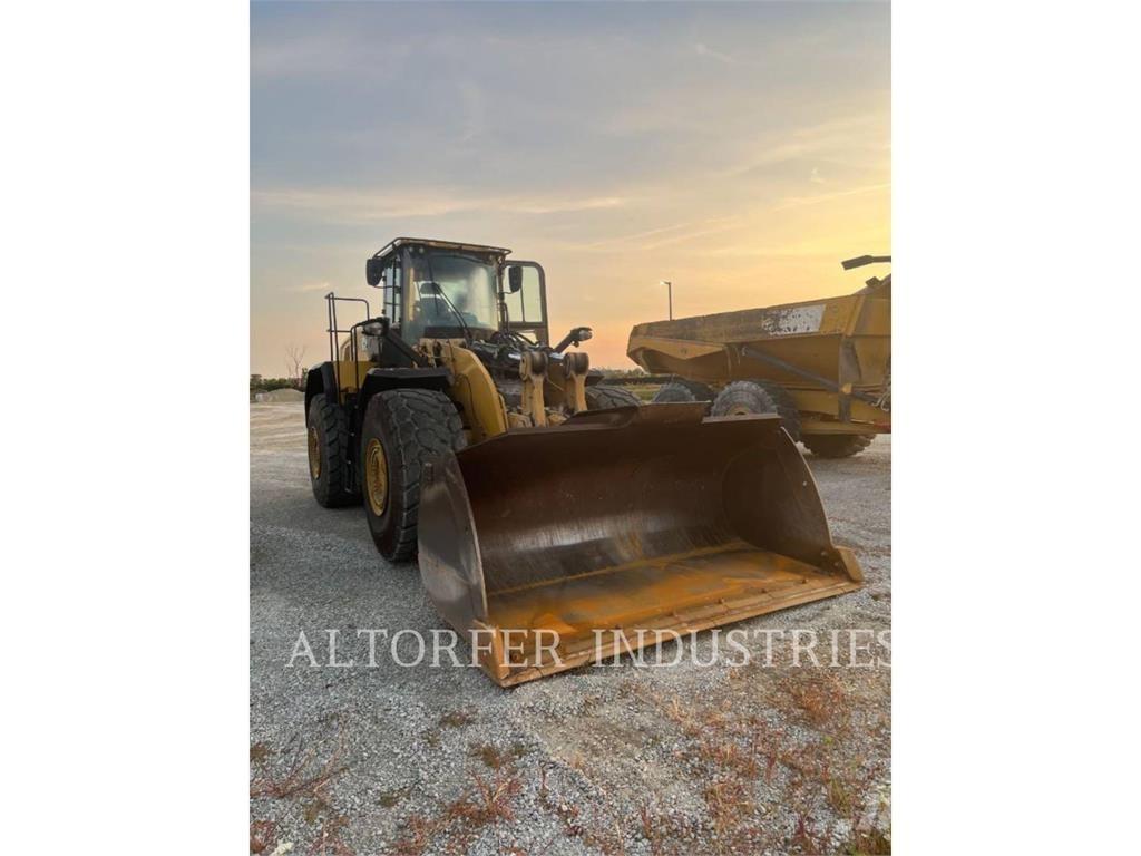 CAT 980-14 Iekrāvēji uz riteņiem