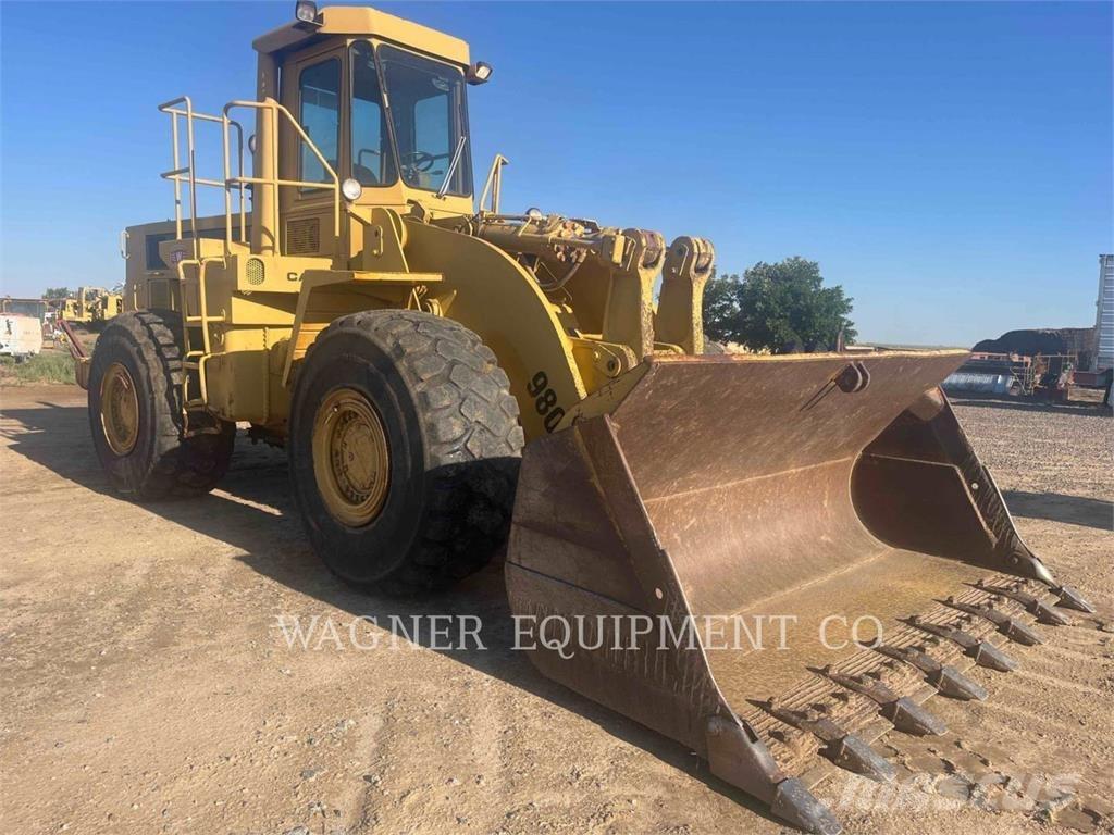 CAT 980C Iekrāvēji uz riteņiem