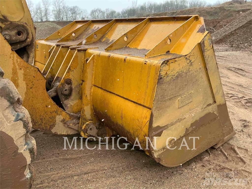 CAT 980H Iekrāvēji uz riteņiem
