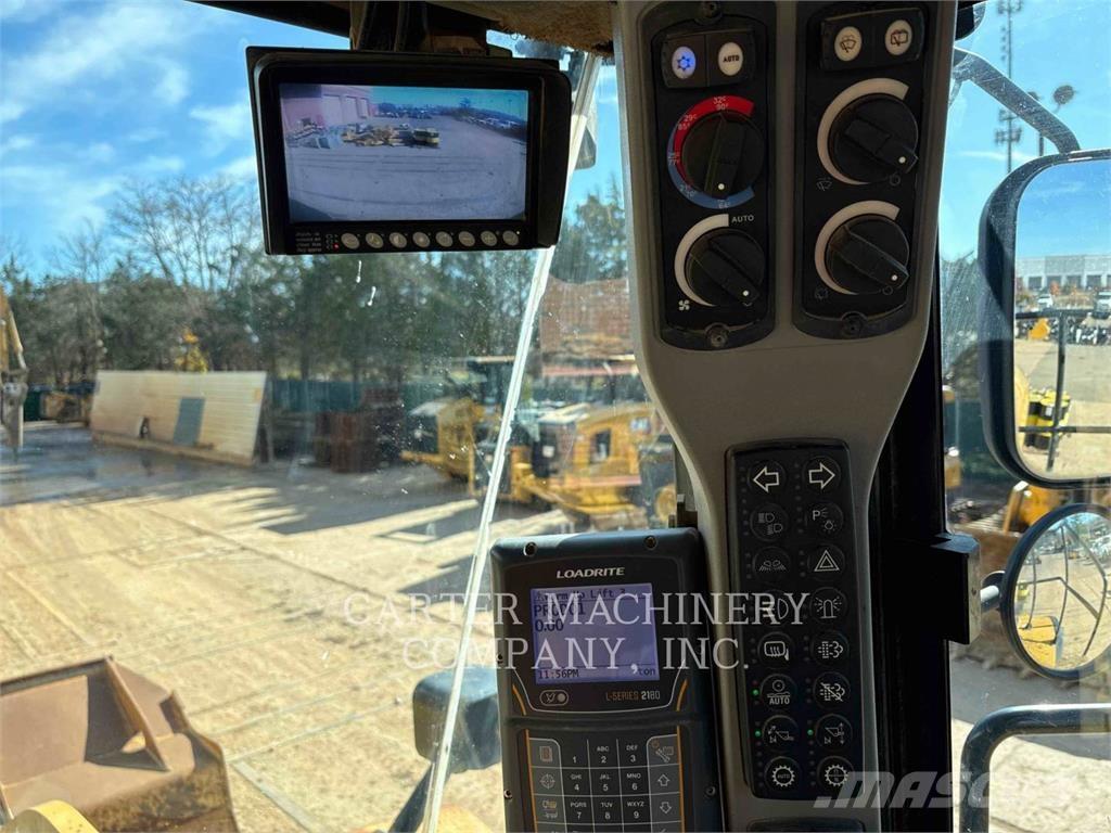 CAT 980K Iekrāvēji uz riteņiem