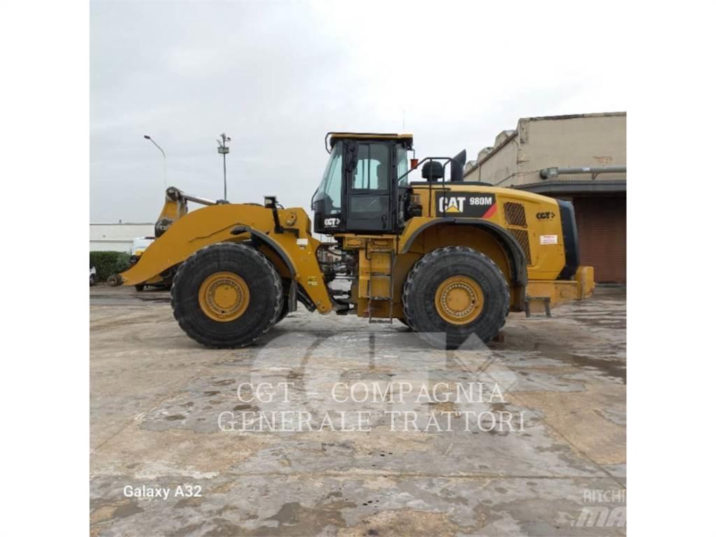 CAT 980M Iekrāvēji uz riteņiem
