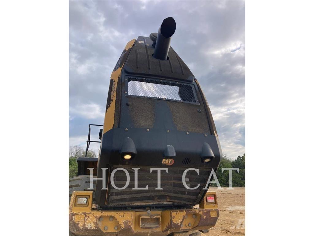 CAT 980M Iekrāvēji uz riteņiem