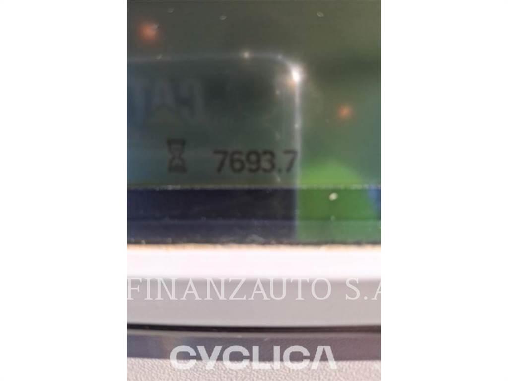 CAT 980M Iekrāvēji uz riteņiem