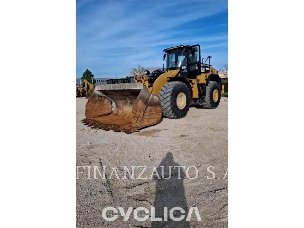 CAT 980M Iekrāvēji uz riteņiem