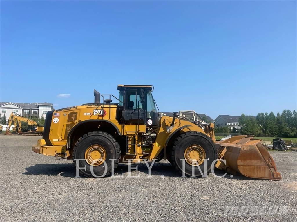 CAT 980M Iekrāvēji uz riteņiem