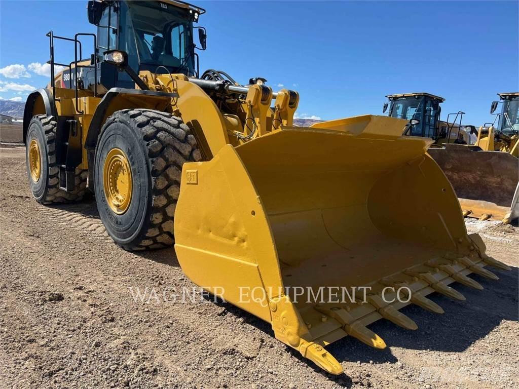 CAT 980M Iekrāvēji uz riteņiem