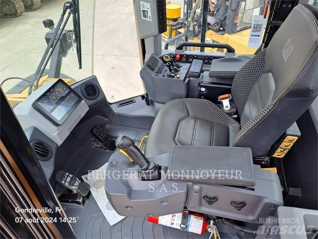 CAT 980XE Iekrāvēji uz riteņiem