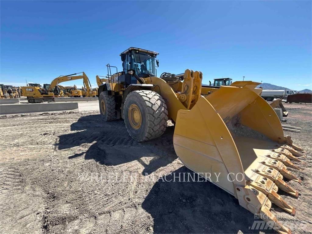 CAT 982 Iekrāvēji uz riteņiem