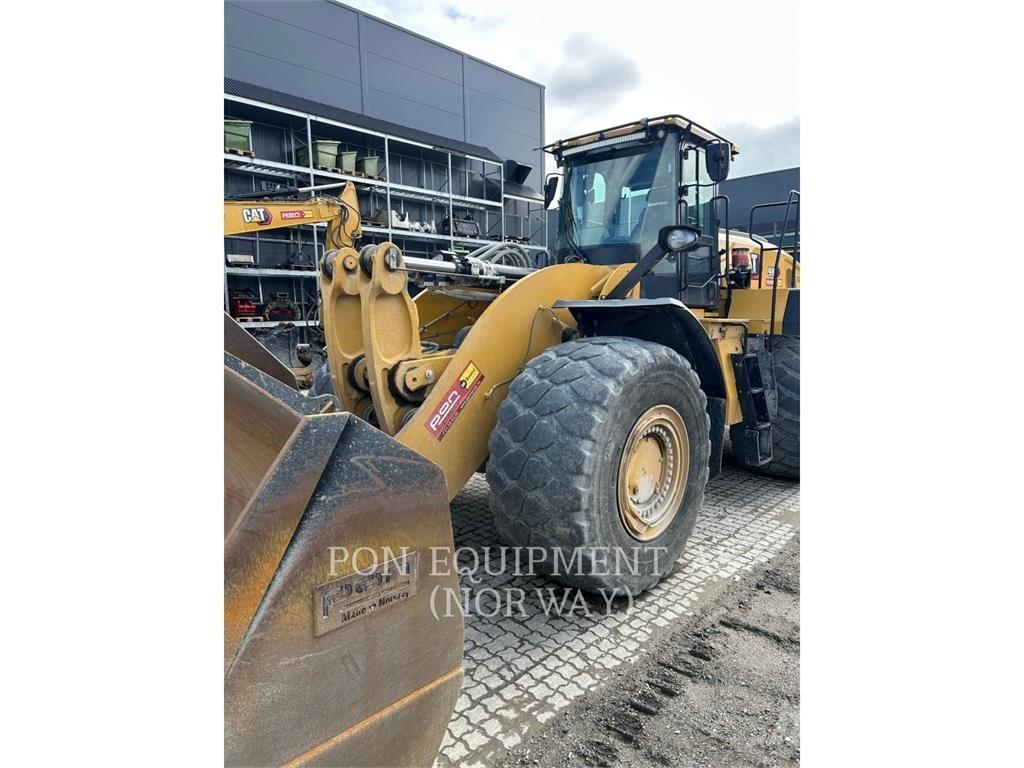 CAT 982-14 Iekrāvēji uz riteņiem