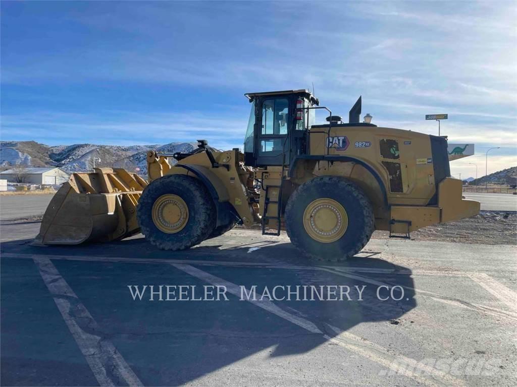 CAT 982 XE Iekrāvēji uz riteņiem