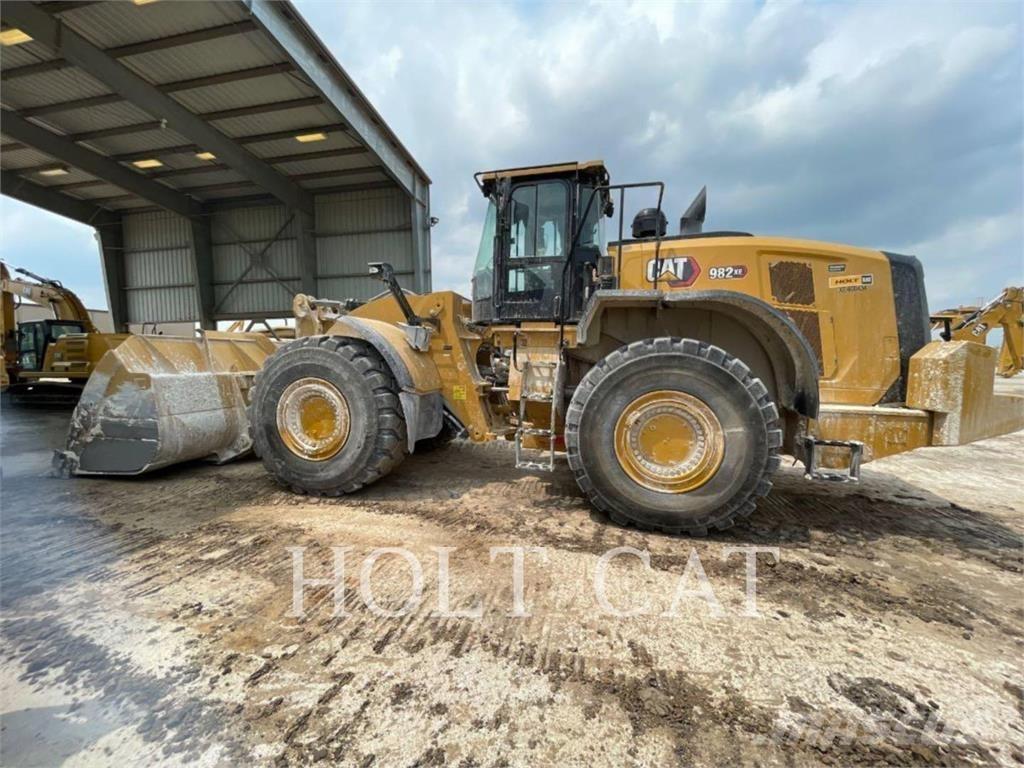 CAT 982 XE Iekrāvēji uz riteņiem