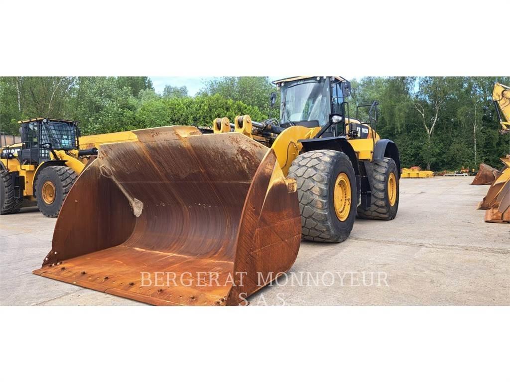 CAT 982M Iekrāvēji uz riteņiem