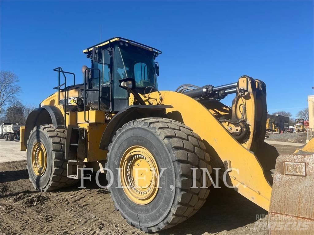 CAT 982M Iekrāvēji uz riteņiem