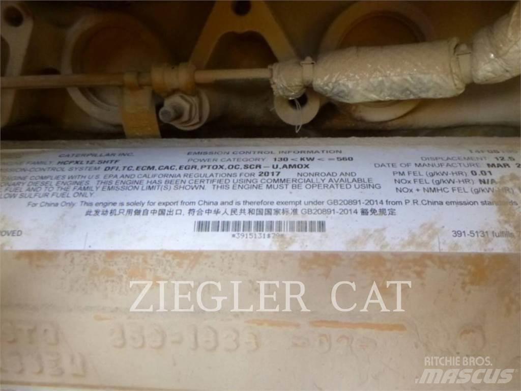 CAT 982M Iekrāvēji uz riteņiem