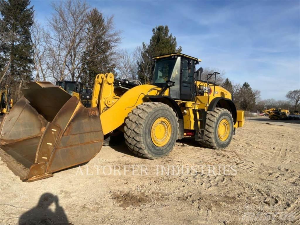 CAT 982M Iekrāvēji uz riteņiem