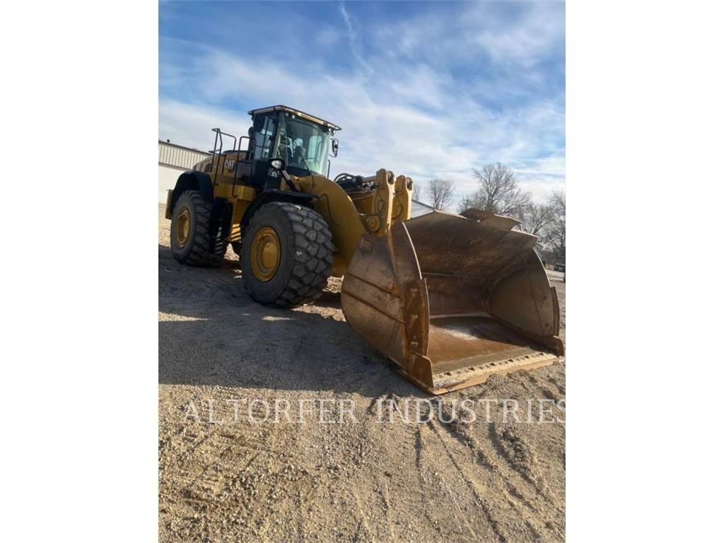 CAT 982M Iekrāvēji uz riteņiem
