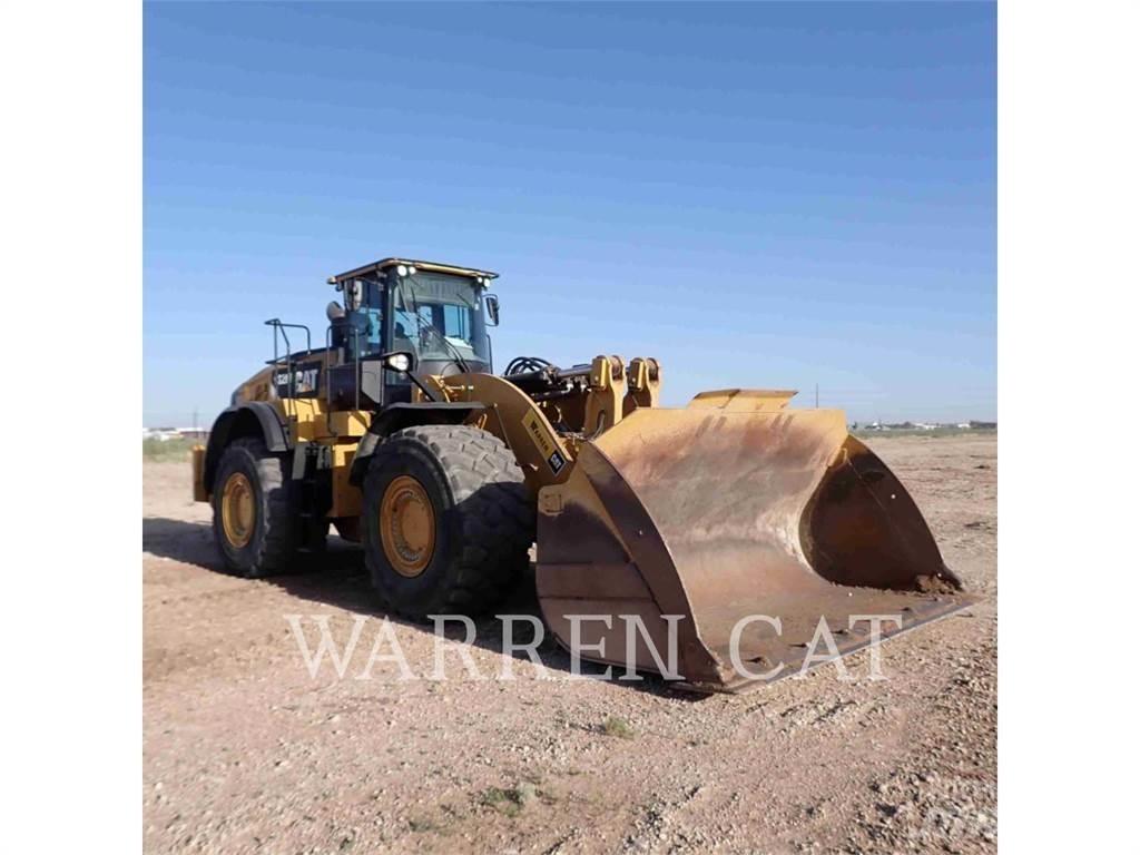 CAT 982M Iekrāvēji uz riteņiem