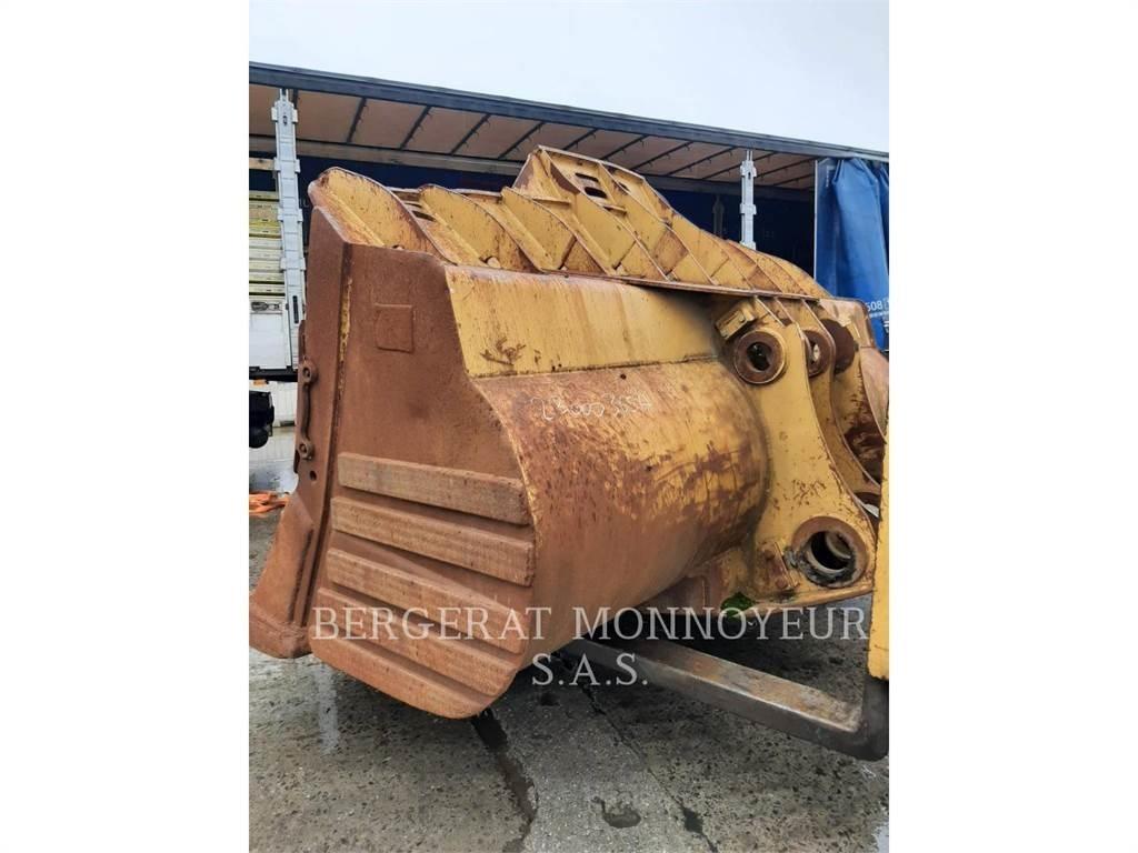 CAT 988 Kausi