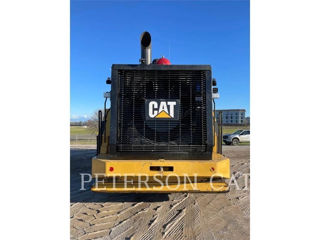 CAT 988K Iekrāvēji uz riteņiem
