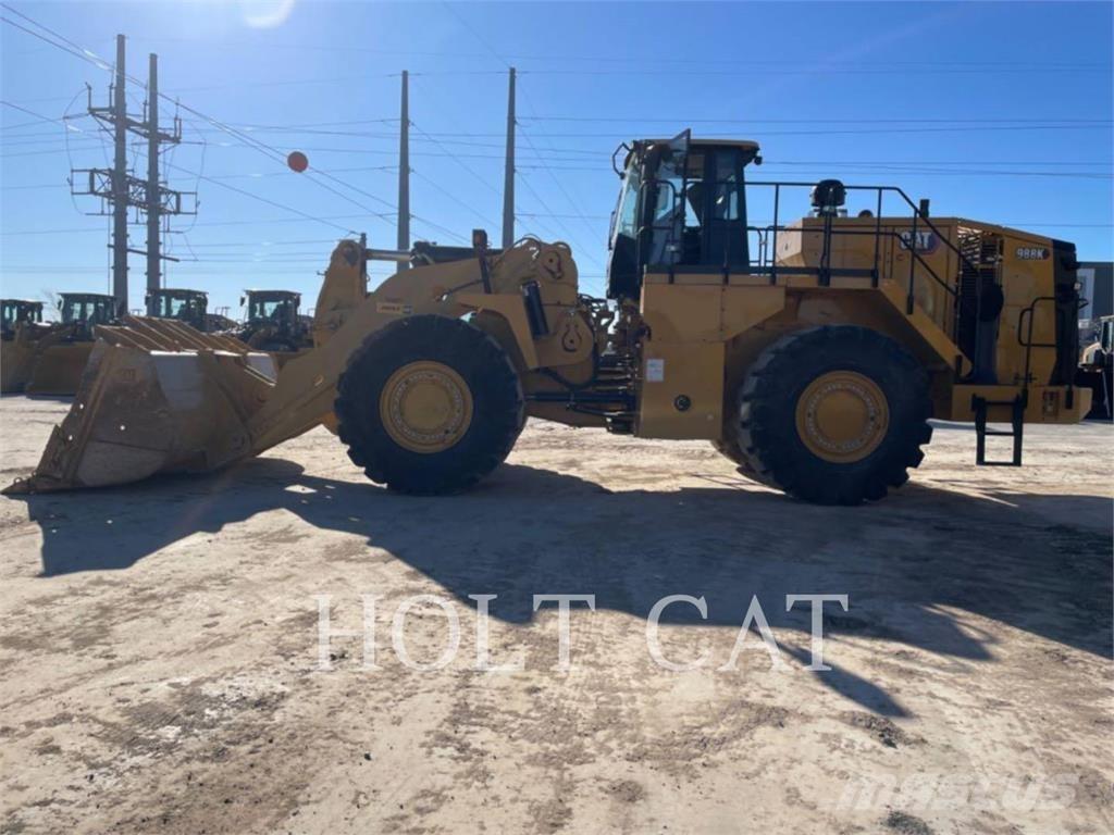 CAT 988K Iekrāvēji uz riteņiem